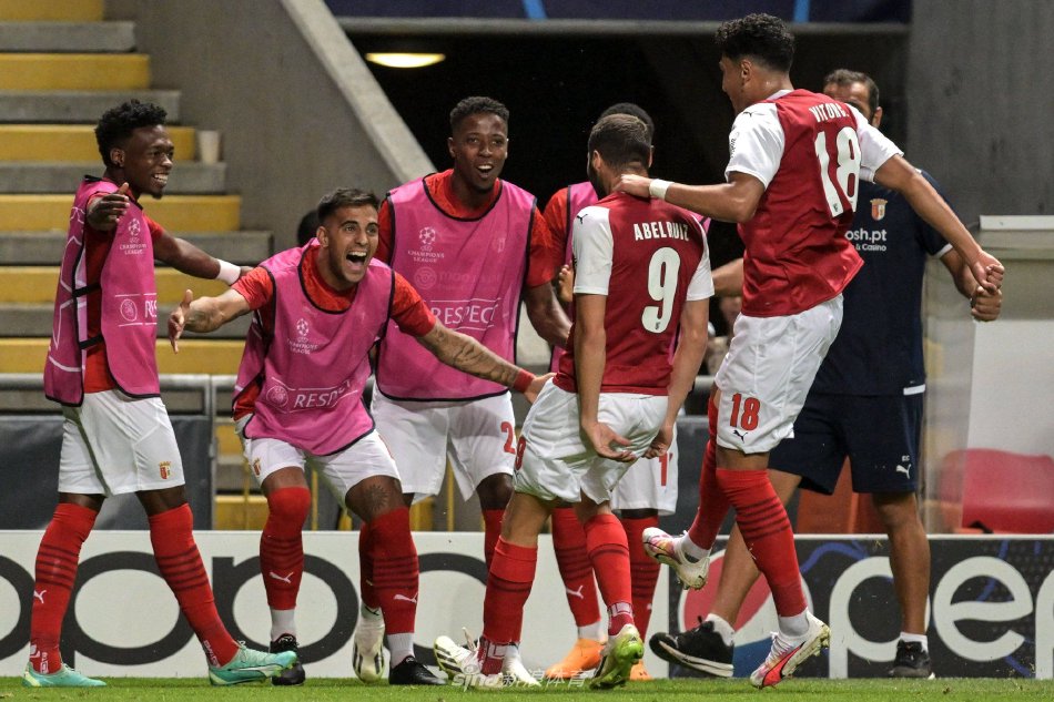 安阵中防守 安阵中防守