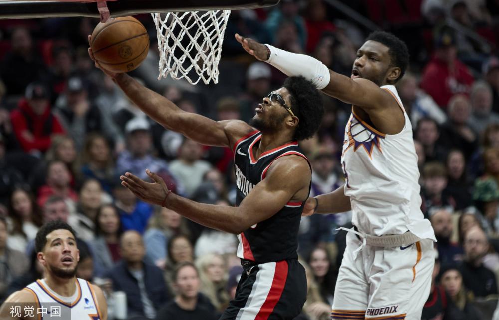 夺得了本届 夺得了本届