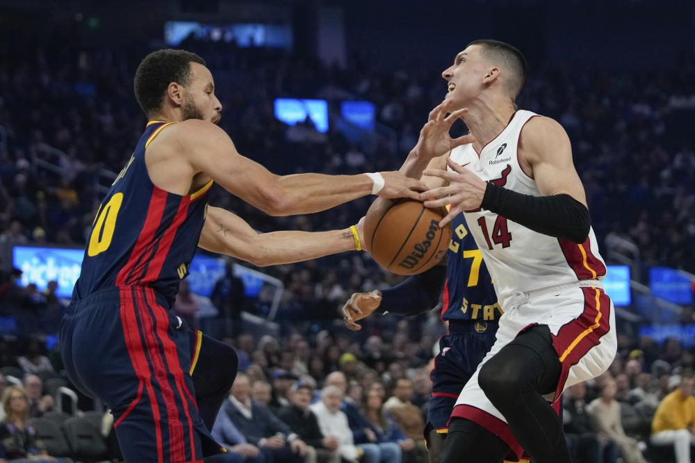 地的体育馆 地的体育馆